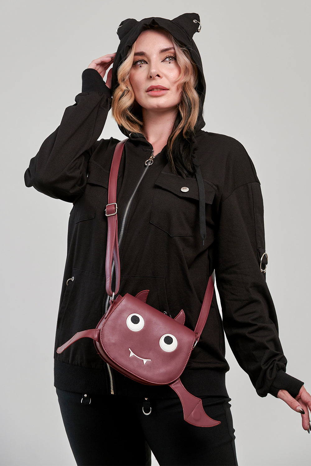 Banned Alternative Burgundy Release The Bats Shoulder Bag