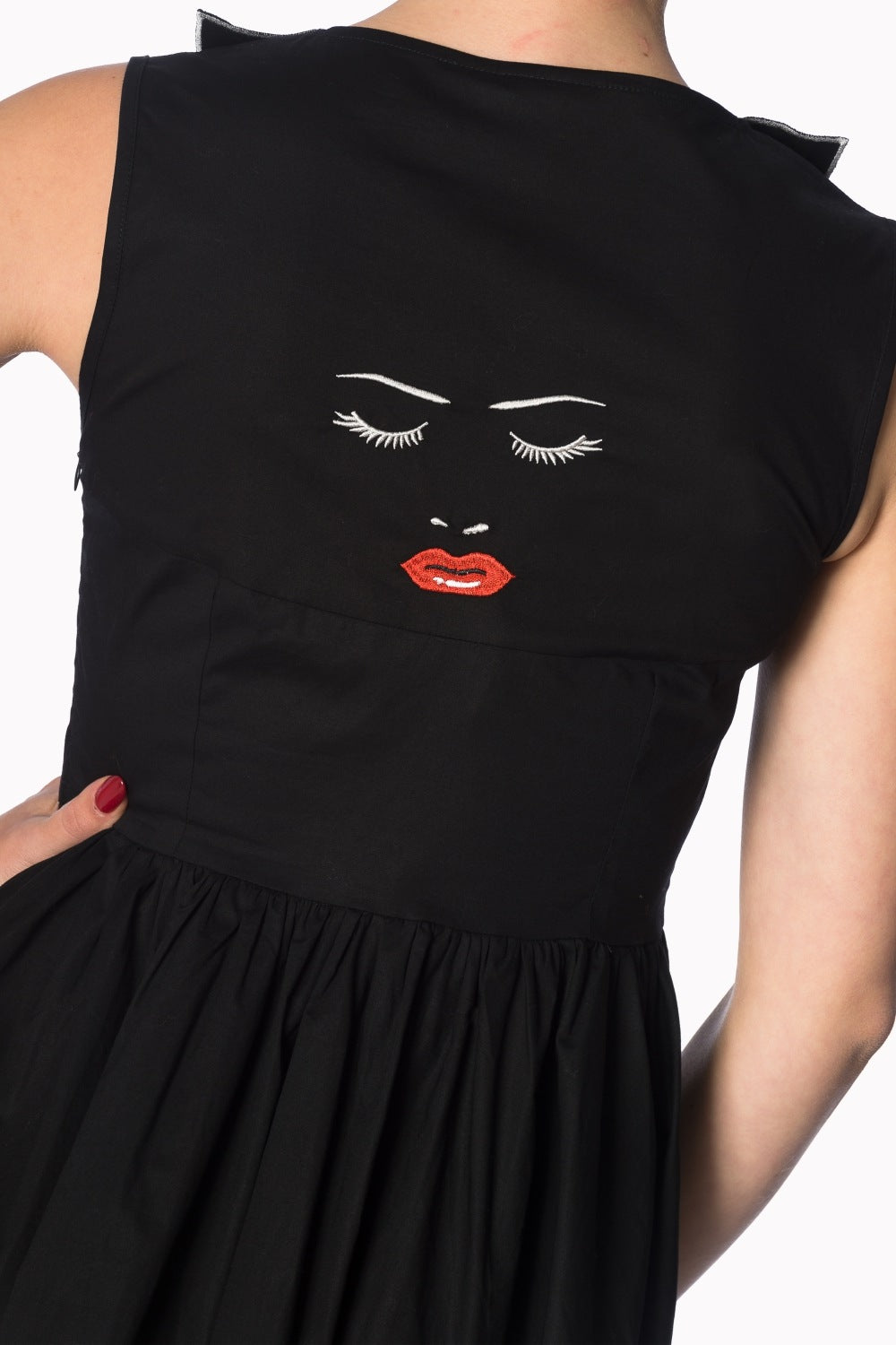 Banned Alternative Model Face Dress